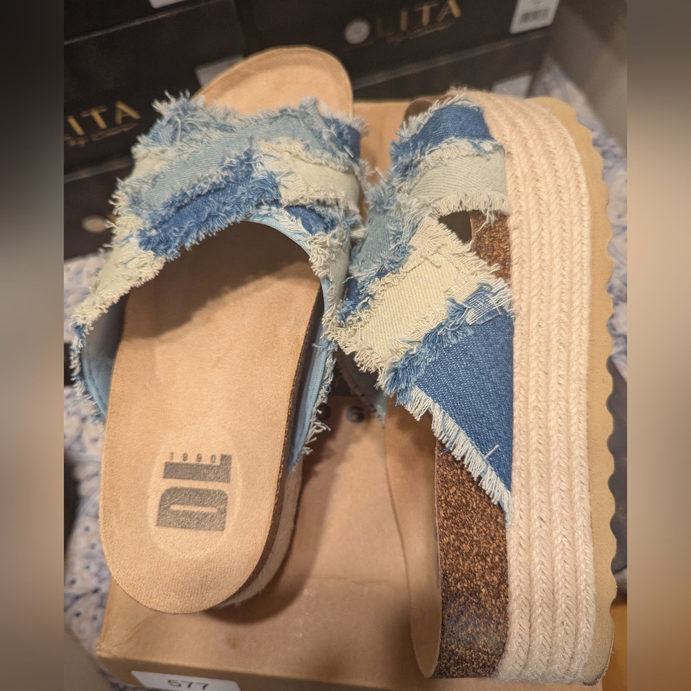 Dirty Laundry Women's Plays Platform Slide Sandal Jean Patchwork 7 New in Box - Picture 4 of 8